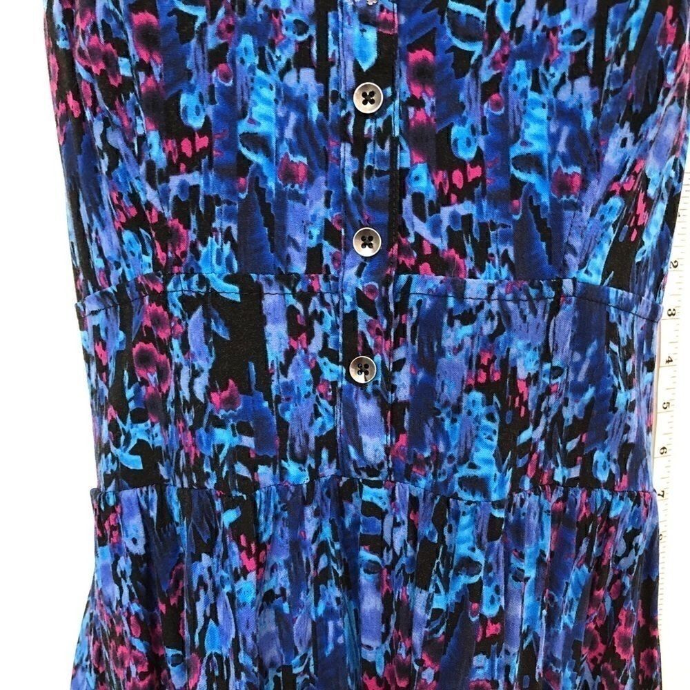 Express Size Small Pretty Summer Dress! - Picture 5 of 10